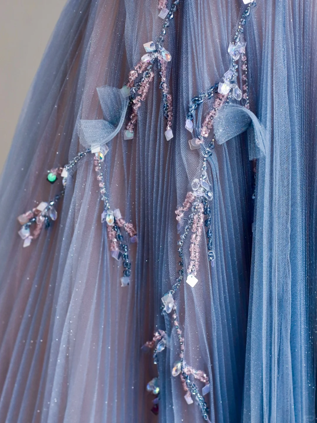 Robe de soirée élégante et glamour, coupe trapèze, sans bretelles, en tulle bleu, longue, DP1529