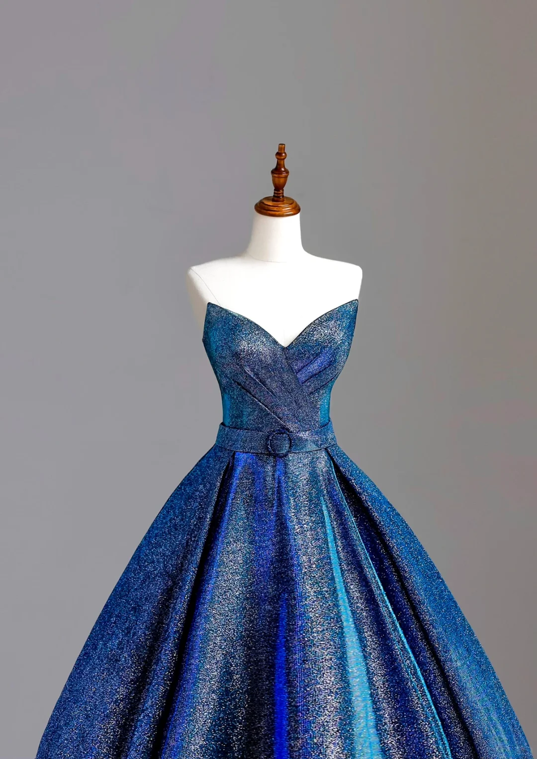 Elegant Glamour Ball Gown Sweetheart Blue Sequin 21st Birthday Dresses Evening Gown Birthday Outfits Evening Dress For Women DP1556