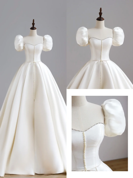 Schlichtes Brautkleid Ballkleid Kurze Ärmel Satin Weiße Brautkleider Minimalistische Brautkleider DP1548