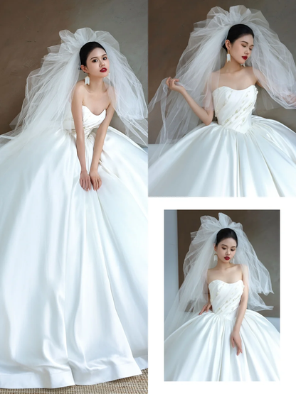 Pretty Wedding Dress Ball Gown Sweetheart White Satin Wedding Dresses Bridal Gowns DP1561