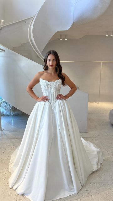 Robe de mariée classique, robe de bal, bustier, satin blanc, robes de mariée minimalistes, DP1602