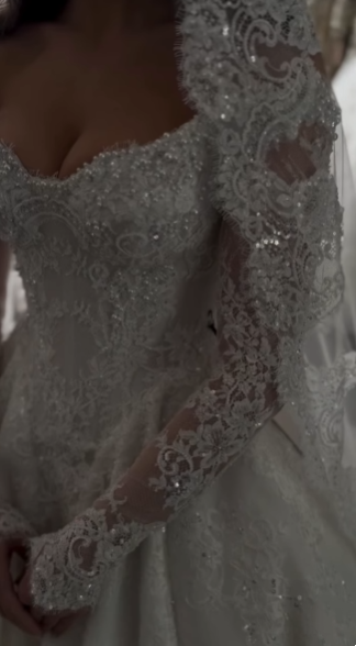 Elegant Bridal Dress Ball Gown Off The Shoulder White Lace Wedding Dresses Minimalist Bridal Gowns DP1620