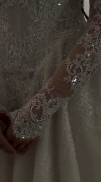 Elegant Bridal Dress Ball Gown Off The Shoulder White Lace Wedding Dresses Minimalist Bridal Gowns DP1620