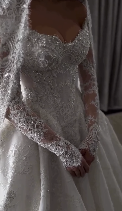 Ethereal Wedding Dress Ball Gown Off The Shoulder Tulle Lace White Wedding Dresses Bridal Gowns DH854