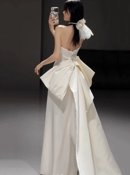 Robe de mariée classique sirène décolleté en cœur satin blanc robes de mariée minimalistes DP1651
