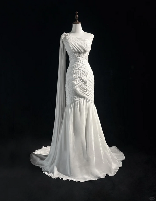 Vintage Bridal Gown Mermaid One Shoulder White Long Wedding Dresses Minimalist Bridal Gowns DP1838