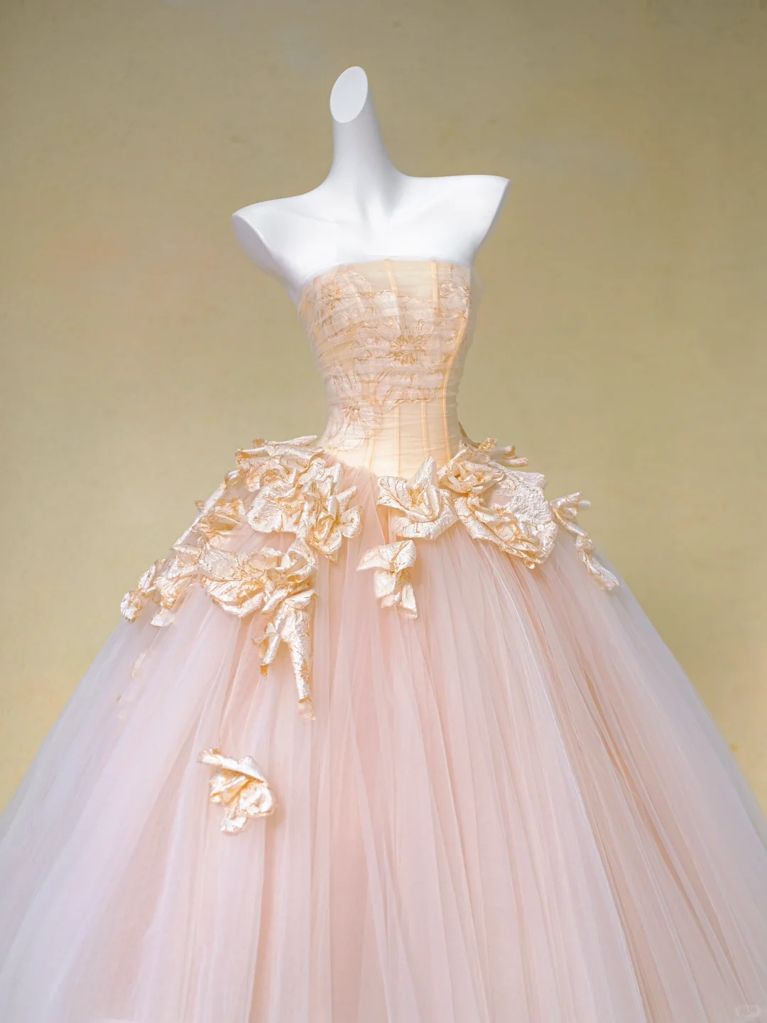 Pretty Wedding Dress Ball Gown Strapless Pink Tulle Floral Long Wedding Dresses Bridal Gowns DP1981