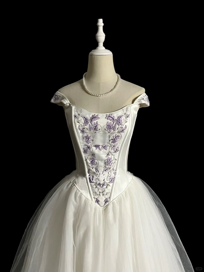 Vintage Ball Gown Off The Shoulder White Tulle Long Evening Party Gowns Evening Formal Dresses Evening Dress DP2024