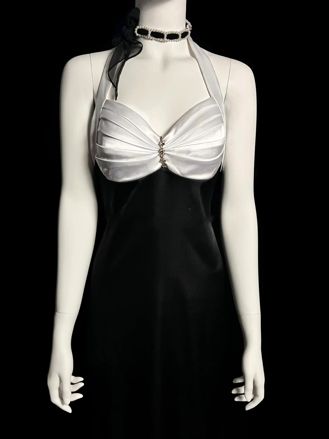 Robe de soirée longue en satin noir, style sirène, col licou, style vintage, robe de bal DP2032