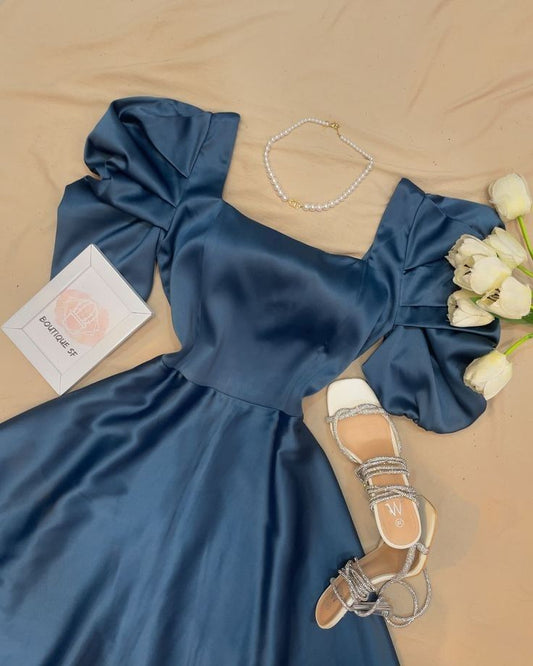 Wunderschönes A-Linien-Abendkleid aus Satin mit quadratischem Ausschnitt in Marineblau, Ballkleider, formelle Sommerkleider für Hochzeitsgäste, Outfits für Hochzeitsgäste, DP2146