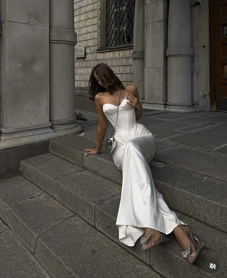Hübsches Etuikleid mit Herzausschnitt in Weiß, Abendkleid für die Hochzeit, formelle Sommerkleider für Hochzeitsgäste, Outfits für Hochzeitsgäste, DP2197