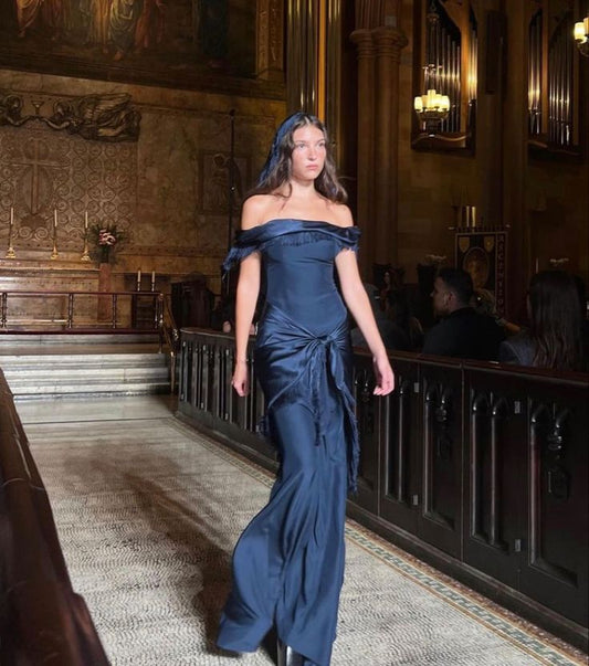 Sexy Etuikleid aus schulterfreiem Marineblau aus Satin, Ballkleider für formelle Sommerhochzeitsgäste, Outfits für Hochzeitsgäste, DP2218