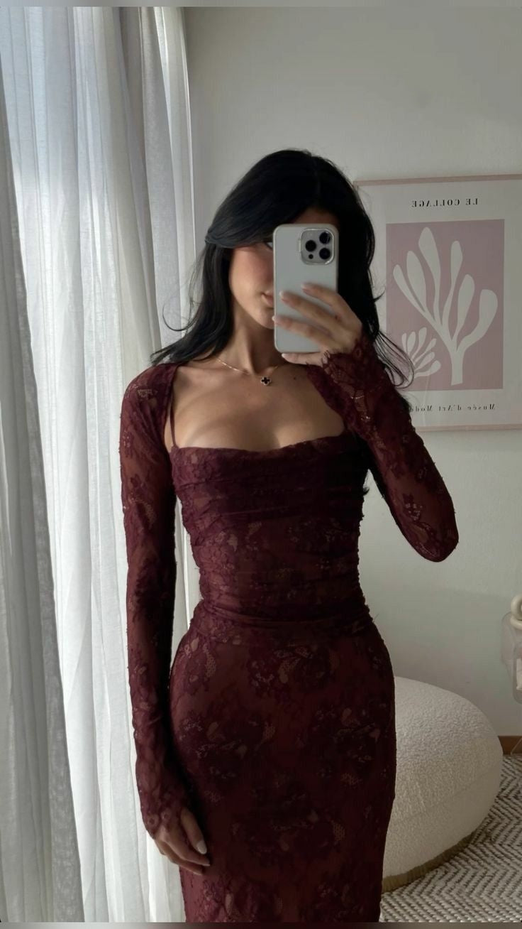 Schlichtes Etuikleid mit Spaghettiträgern in Burgunderrot mit Spitze, Ballkleider für formelle Sommerhochzeitsgäste, Outfits für Hochzeitsgäste, DP2220