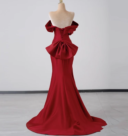 Elegante Meerjungfrau Off The Shoulder Red Satin Ballkleider Formale Sommer Hochzeitsgastkleider Hochzeitsgast-Outfits DP2275