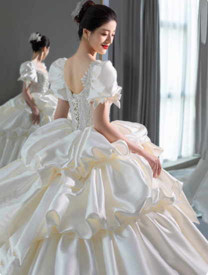 Princess Bridal Dress Ball Gown V-Neck Satin White Beads Long Wedding Dress Modest  Bridal Gowns DP2767