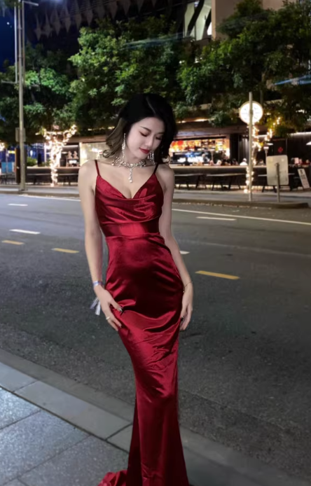 Stunning Mermaid Spaghetti Strap Long Evening Gown Burgundy Satin Formal Dress Elegant Birthday Dress DP2807