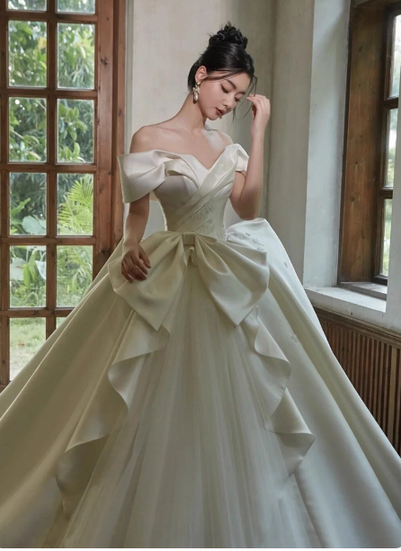 Modest Ball Gown Off-the-shoulder Bridal Dress White Satin Tulle Long Wedding Dress Elegant Lace Applique Bridal Gowns DP2816
