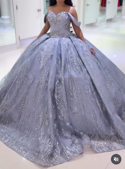 Gorgeous Silver Off-the-shoulder Tulle Long Ball Gown Applique Sweet 16th Birthday Dress Cute Quinceanera Dress DP2820