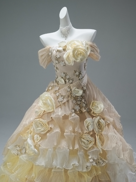 Stunning Flower Ball Gown Off-the-shoulder Gradient Yellow Tulle Lace Tiered Long Quinceanera Dress Formal Gowns Vestido De 15 Anos Sweet 16 Dress DP2844