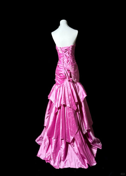 Vintage Mermaid Long Evening Dress Satin Elegant Birthday Prom Dress Sweetheart Neck Fuchsia Formal Dress DP2855