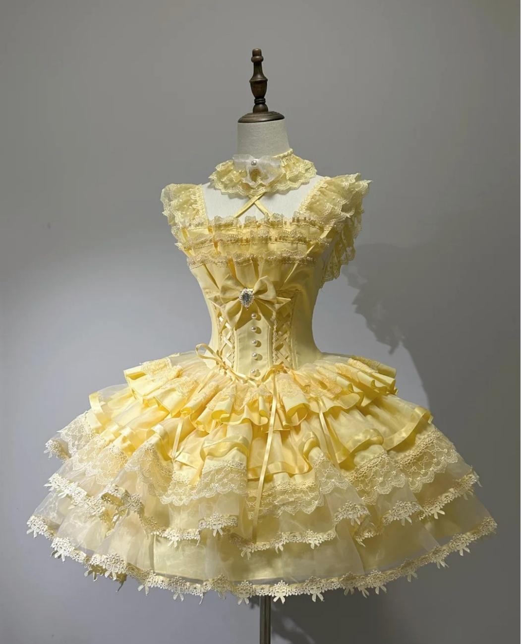 Vintage Ball Gown Yellow Tulle Lace Spaghetti Straps Short Lolita Outfits 18th Birthday Dress Mini Cute Lolita Dress DP2941