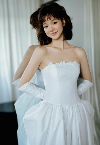 Simple Strapless Satin Sleeveless Wedding Dresses White Bridal Gowns DP3183