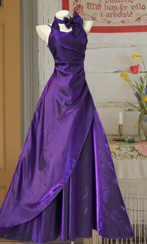 Elegant Halter Neck Sheath Satin Long Prom Dresses Sleeveless Evening Dress Purple Formal Dresses DP3253