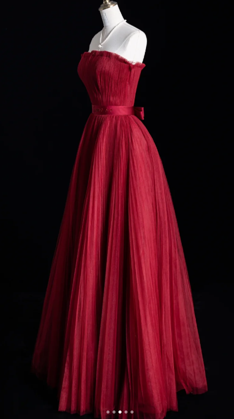 Gorgeous Strapless A-Line Long Prom Dresses Tulle Pleated Sleeveless Evening Dress Burgundy Formal Dresses DP3256