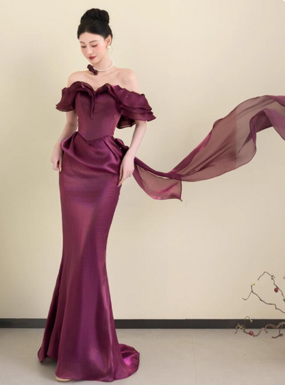 Chic Off-the-shoulder Mermaid Long Prom Dresses Satin Grape Evening Dresses DP3314