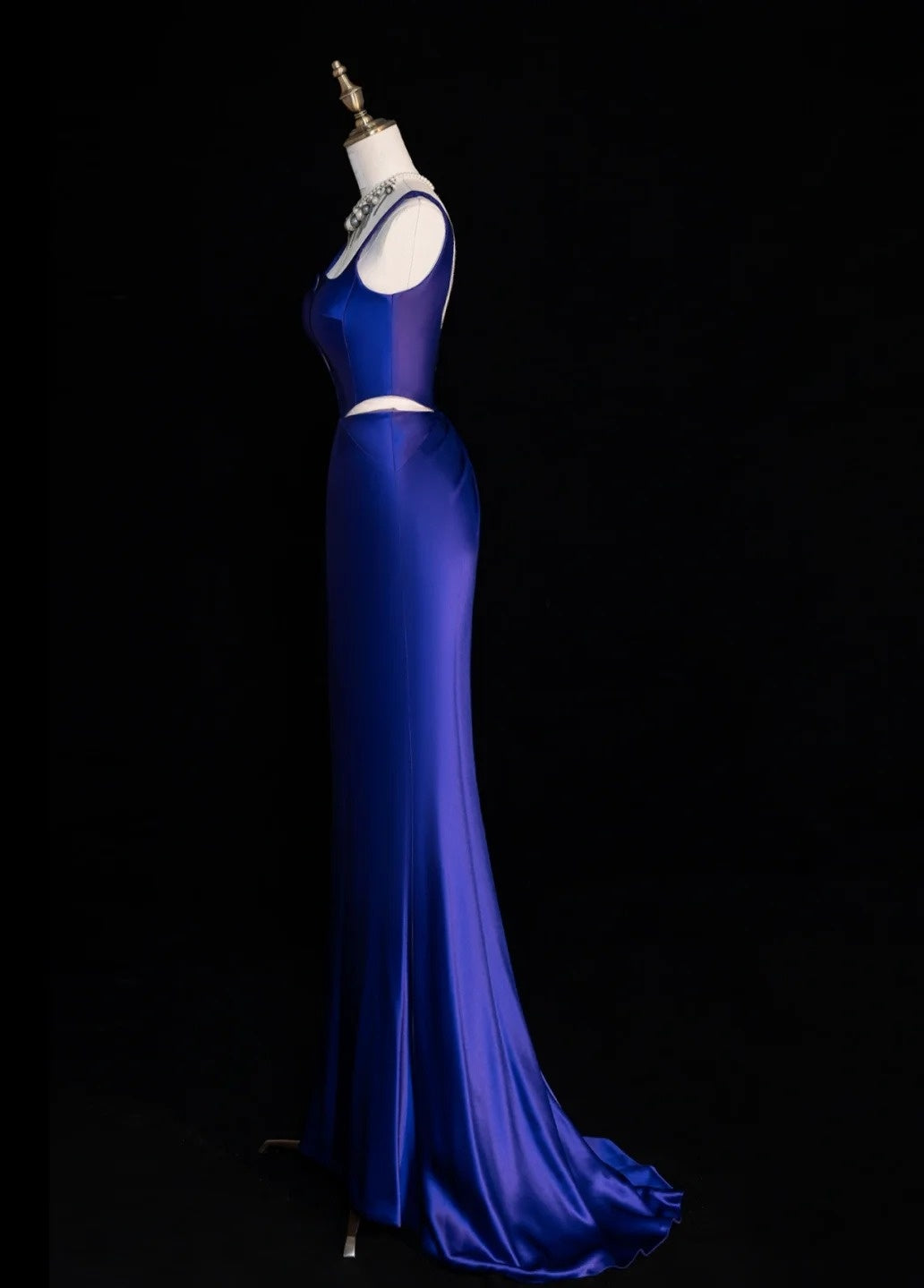 Chic Strap Sheath Long Prom Dresses Satin Royal Blue Evening Dresses DP3337
