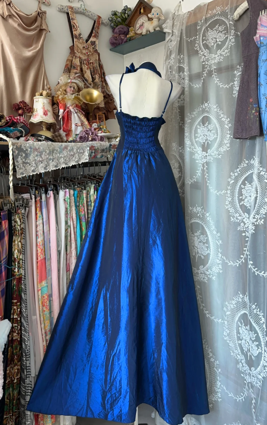 Chic Halter A-Line Long Prom Dresses Satin Blue Evening Dresses DP3376