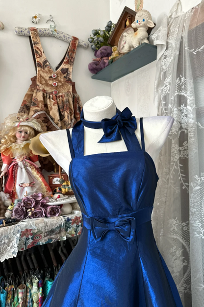Chic Halter A-Line Long Prom Dresses Satin Blue Evening Dresses DP3376