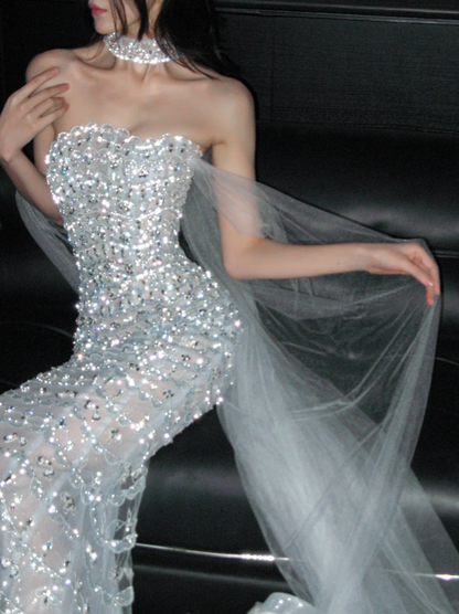 Gorgeous Strapless Mermaid Long Wedding Dresses Tulle Beaded White Bridal Dresses Sleeveless Bridal Gowns DP3701