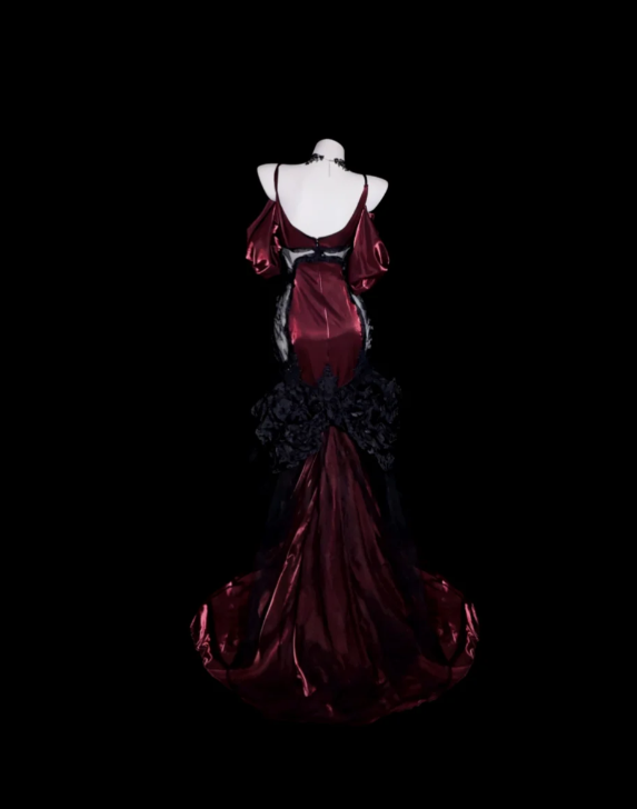 Elegant Spaghetti Strap Mermaid Long Prom Dresses Satin Burgundy Evening Dresses DP3719