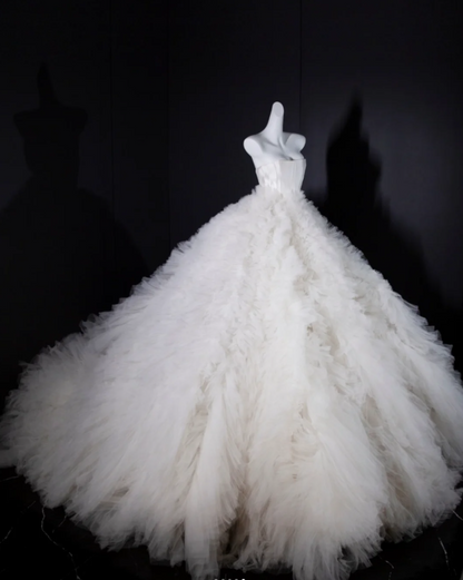 Elegant Strapless Ball Gown Long Wedding Dresses Tulle White Bridal Gowns Sleeveless Bridal Dresses DP3761