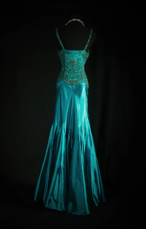 Vintage V-neck Sheath Blue Long Prom Dresses Satin Beaded Blue Evening Dresses DP3770