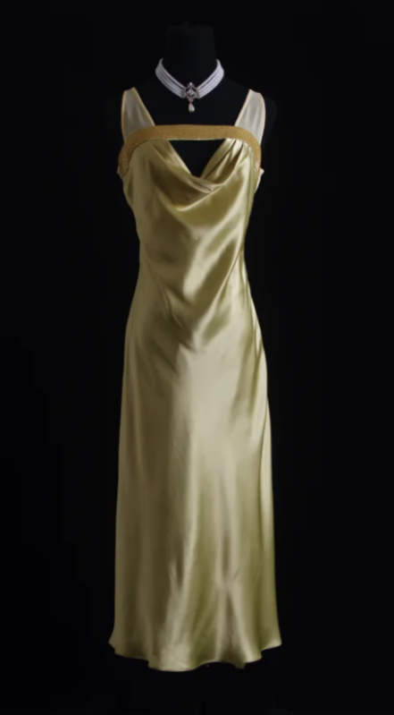 Vintage Sheath Silk Light Yellow Mother of the Bride Dress DP3775