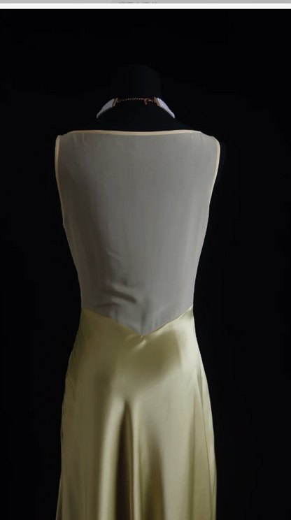 Vintage Sheath Silk Light Yellow Mother of the Bride Dress DP3775