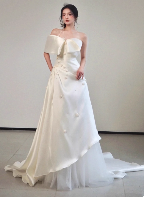 Simple Sheath Long Wedding Dresses Satin Flower White Bridal Gowns Sleeveless Bridal Dresses DP3793