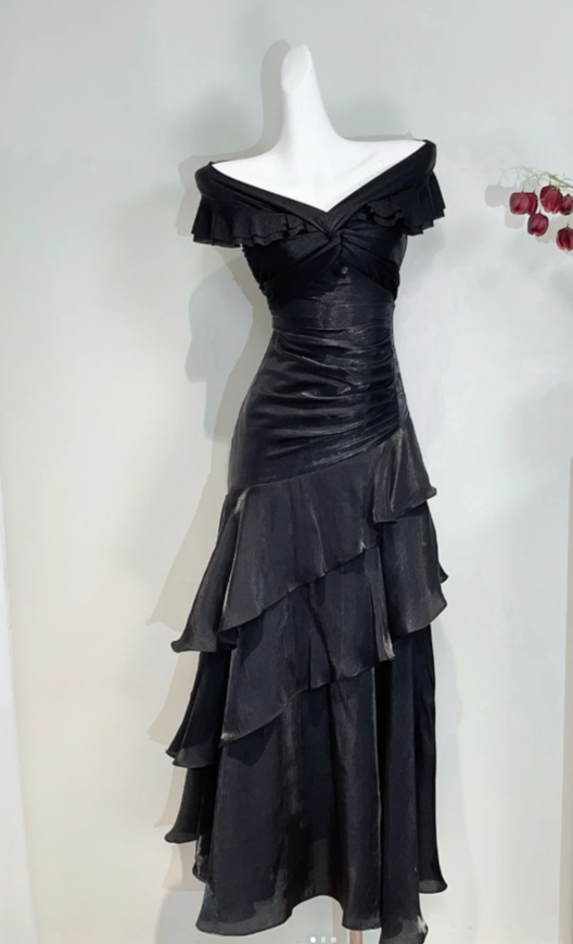 Elegant Off-Shoulder Sheath Long Prom Dresses Satin Black Evening Dresses DP3804