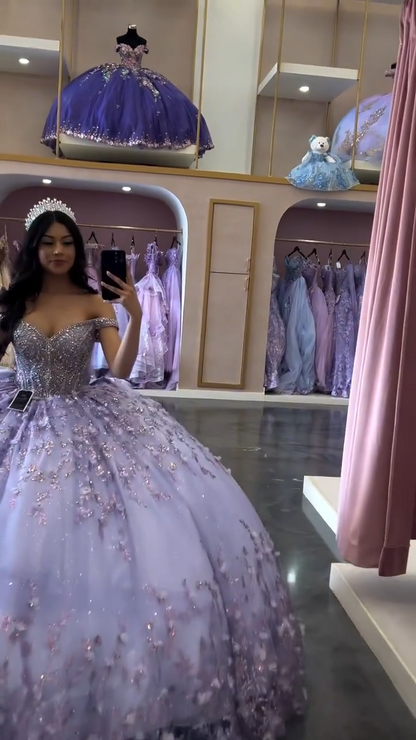 Gorgeous Off-the-shoulder Ball Gown Lavender Long Prom Dresses Tulle Applique Lavender Quinceanera Dresses Sweet 16 Dress DP3823
