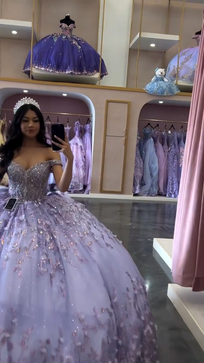 Gorgeous Off-the-shoulder Ball Gown Lavender Long Prom Dresses Tulle Applique Lavender Quinceanera Dresses Sweet 16 Dress DP3823