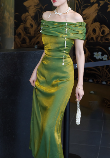 Elegant Sheath Green Long Prom Dresses Off Shoulder Satin Green Wedding Guest Dresses DP3825