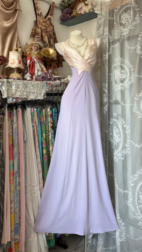 Chic V-neck Sheath Lilac Long Prom Dresses Sleeveless Chiffon Lilac Evening Dresses DP3834