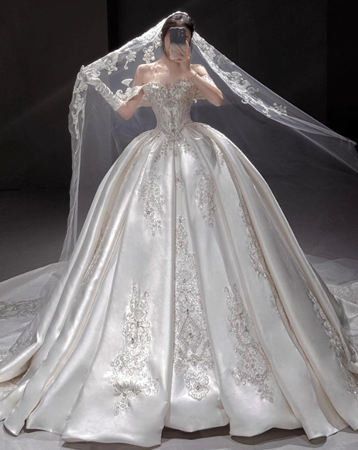 Princess Strapless Ball Gown Satin Long Wedding Dresses Applique White Bridal Gowns Short Sleeve Bridal Dresses DP3867