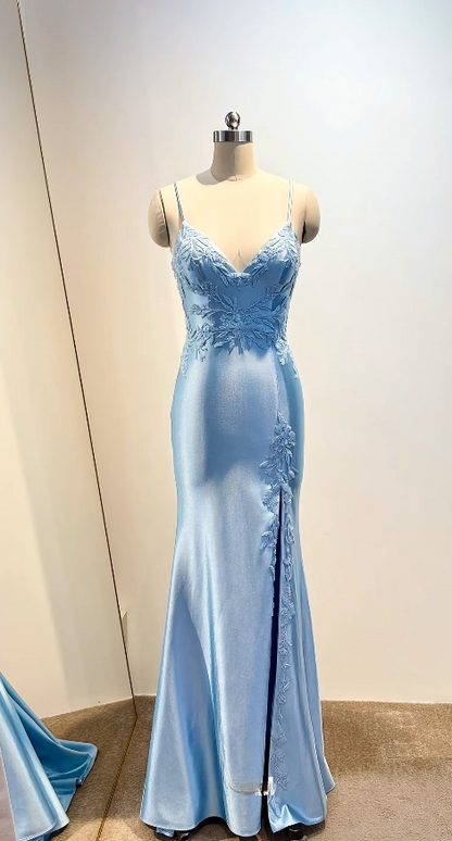 Elegant Spaghetti Strap Sheath Blue Long Prom Dresses Satin Beaded Applique Blue Evening Dresses DP3872