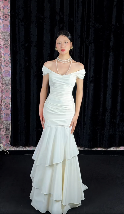 Chic Mermaid White Black Long Prom Dresses Cup Sleeves White Evening Dresses DP3927