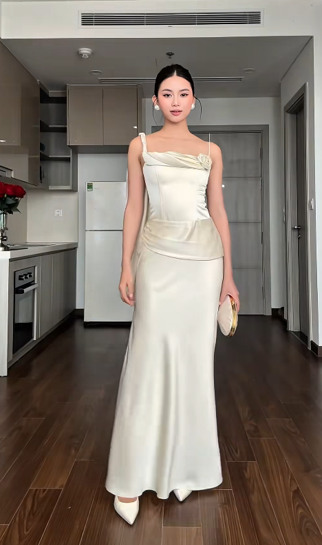 Elegant Sheath White Long Prom Dresses, Satin Sleeveless White Wedding Guest Dresses DP3934