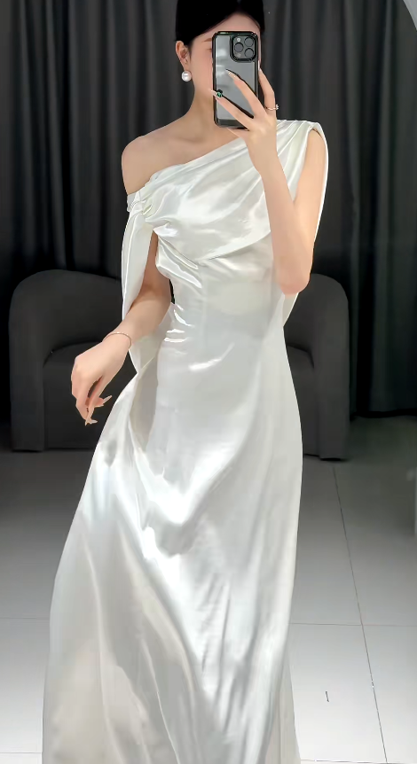Timeless Sheath Long Wedding Dresses, Sleeveless White Bridal Dresses, Satin Bridal Gowns DP3938