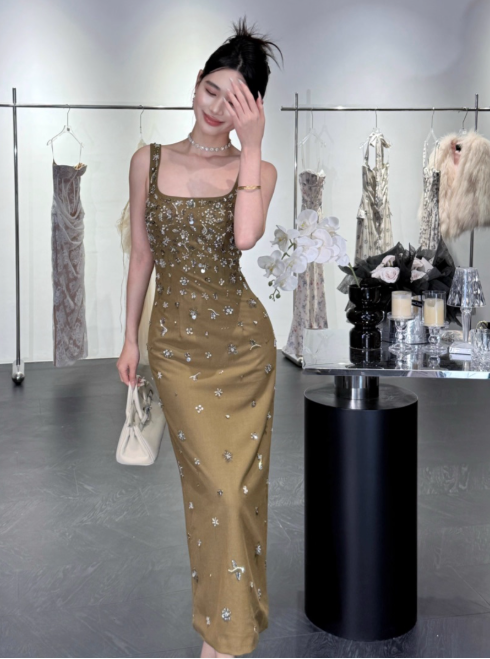 Elegant Sheath Olive Green Evening Dresses Beaded Satin Olive Green Wedding Guest Dresses DP3941